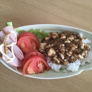 料理の達人が作る麻婆豆腐の丼ぶり